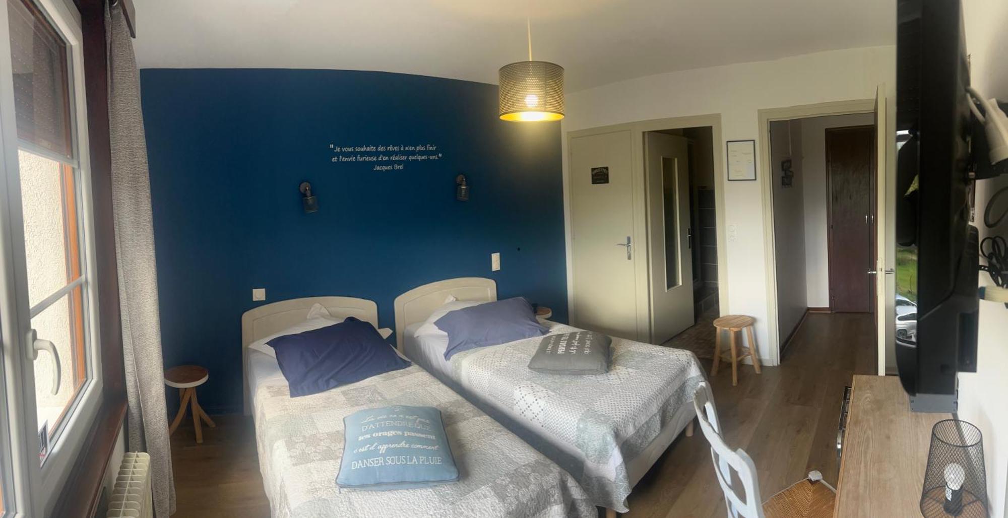 Hotel-Restaurant Le Sorgia Bellegarde-sur-Valserine Bagian luar foto
