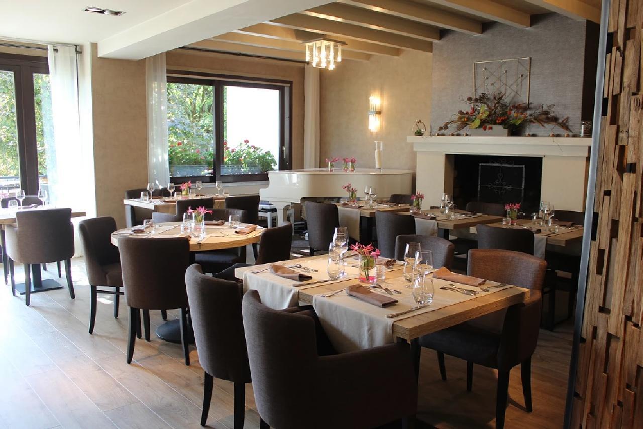 Hotel-Restaurant Le Sorgia Bellegarde-sur-Valserine Bagian luar foto