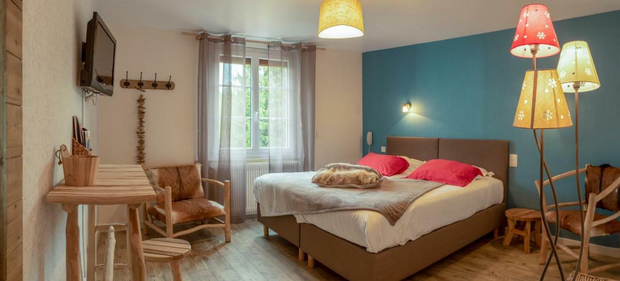 Hotel-Restaurant Le Sorgia Bellegarde-sur-Valserine Bagian luar foto