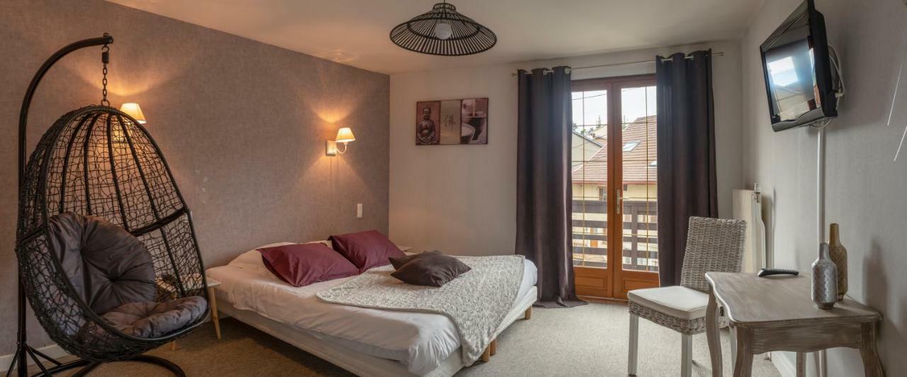 Hotel-Restaurant Le Sorgia Bellegarde-sur-Valserine Bagian luar foto